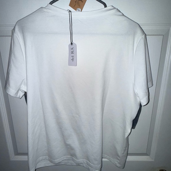 Del Ra NWT White T-Shirt with Attached Denim Vest - Picture 5 of 6